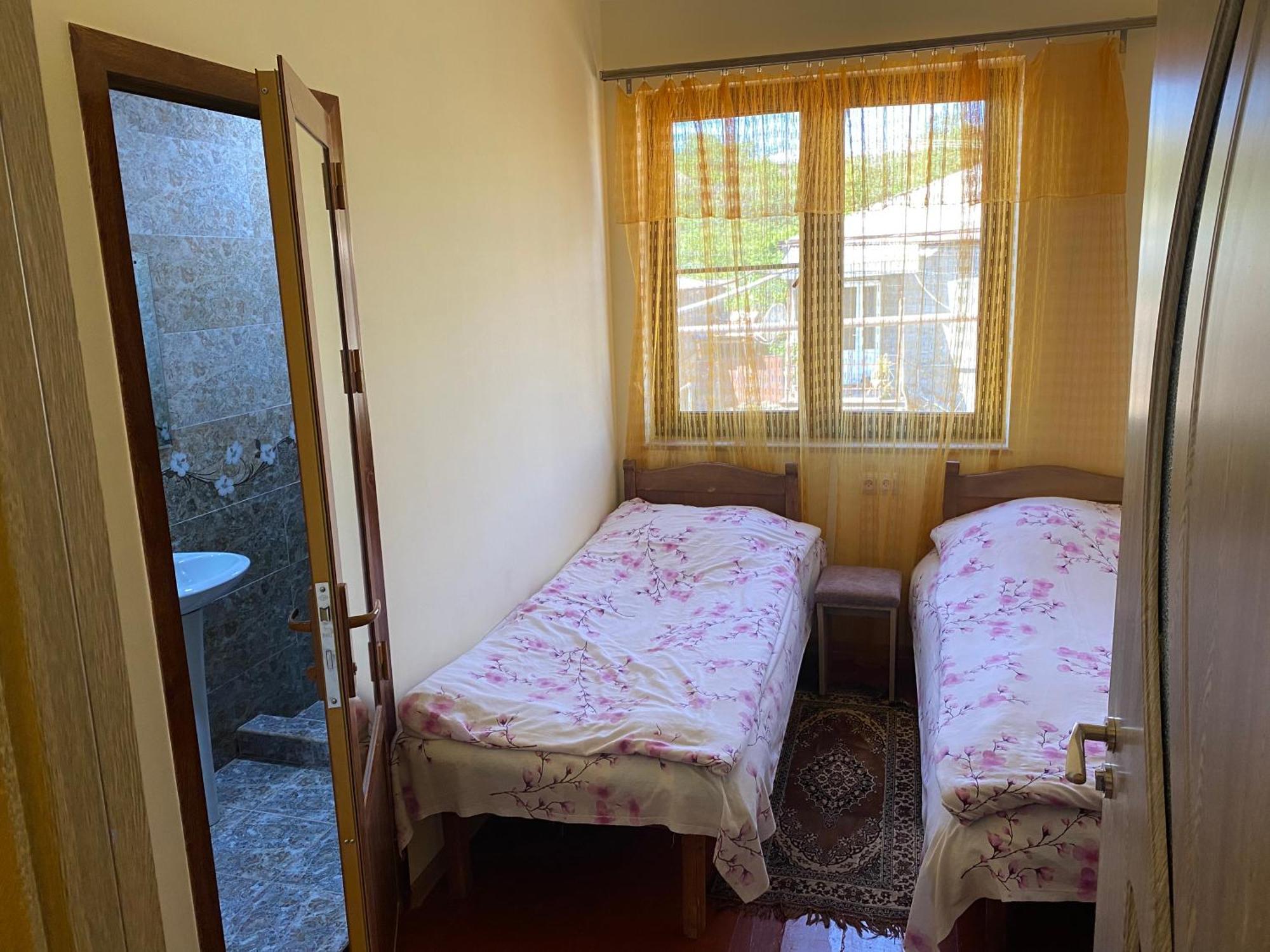 Karine B&B Yeghegnadzor Luaran gambar